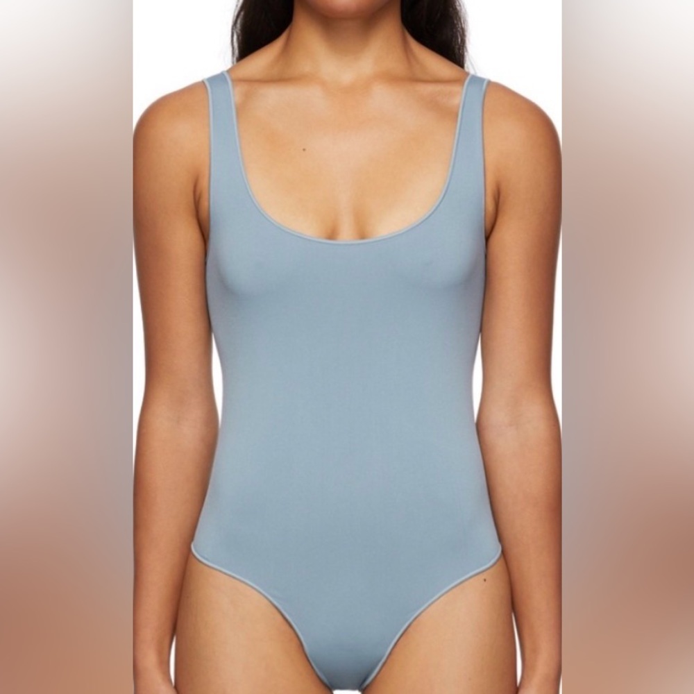 ESSENTIAL SCOOP NECK BODYSUIT | DENIM